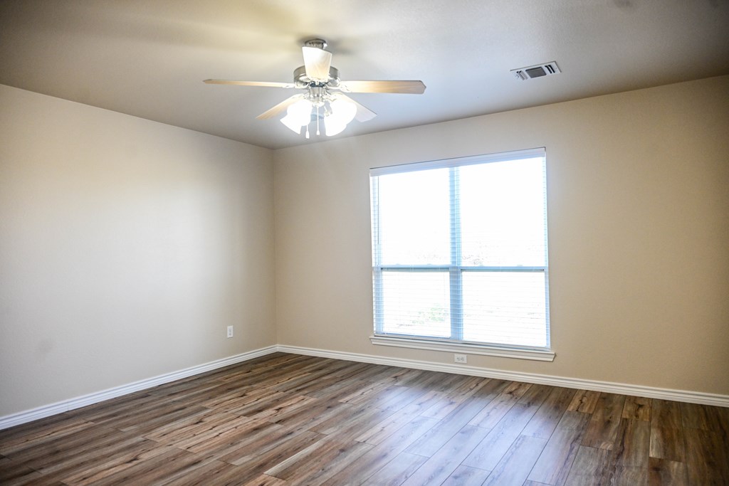 15219 N Ranch Rd 783 Property Photo 10