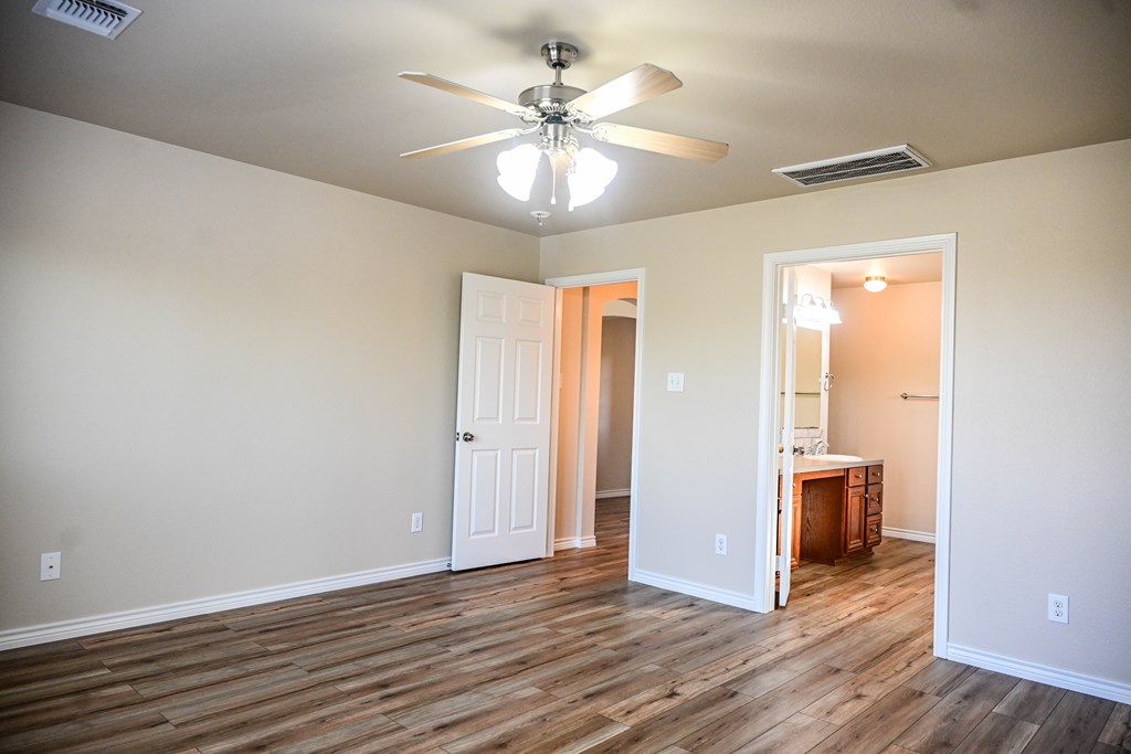 15219 N Ranch Rd 783 Property Photo 13
