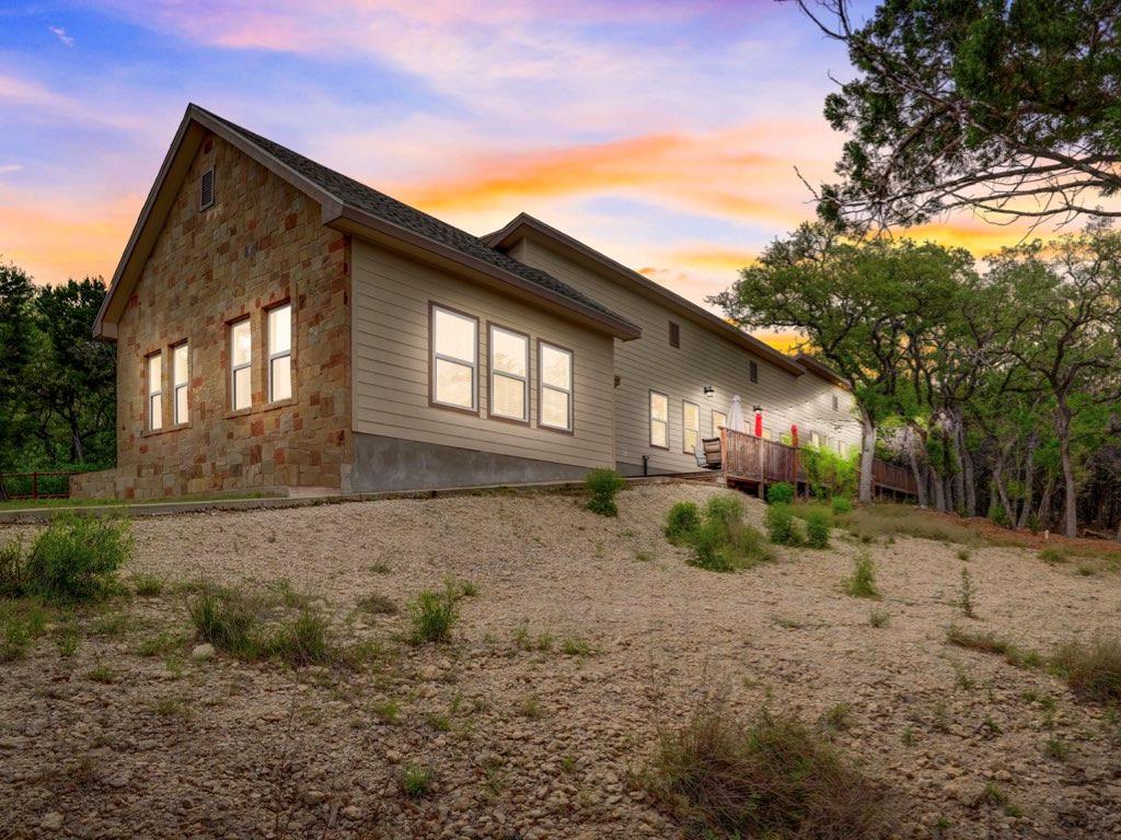 245 Quail Creek Ln Property Photo