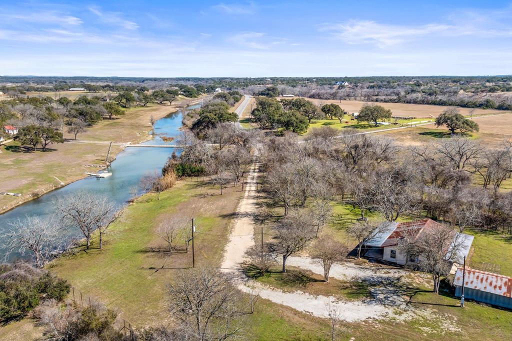 1068 Ranch Rd 165 Property Photo