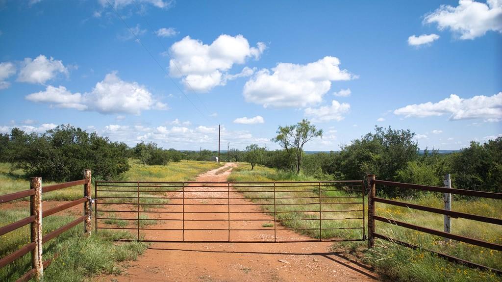 806 Hwy 377 Property Photo