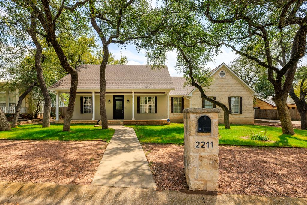 2211 Hedgestone Property Photo