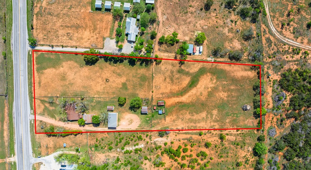 3037 W Us Hwy 290 Property Photo 3