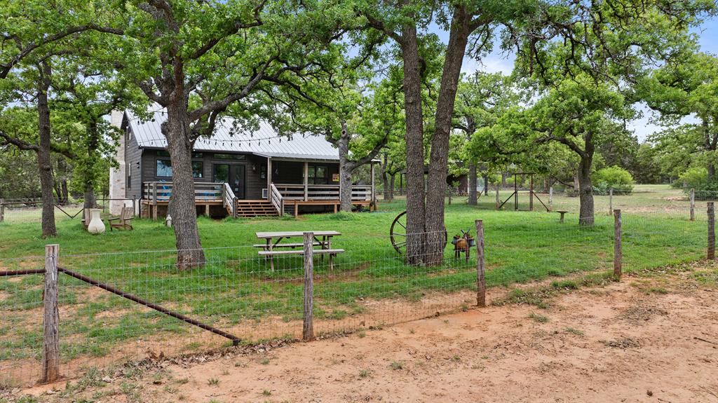 6183 Ranch Rd 1631 Property Photo