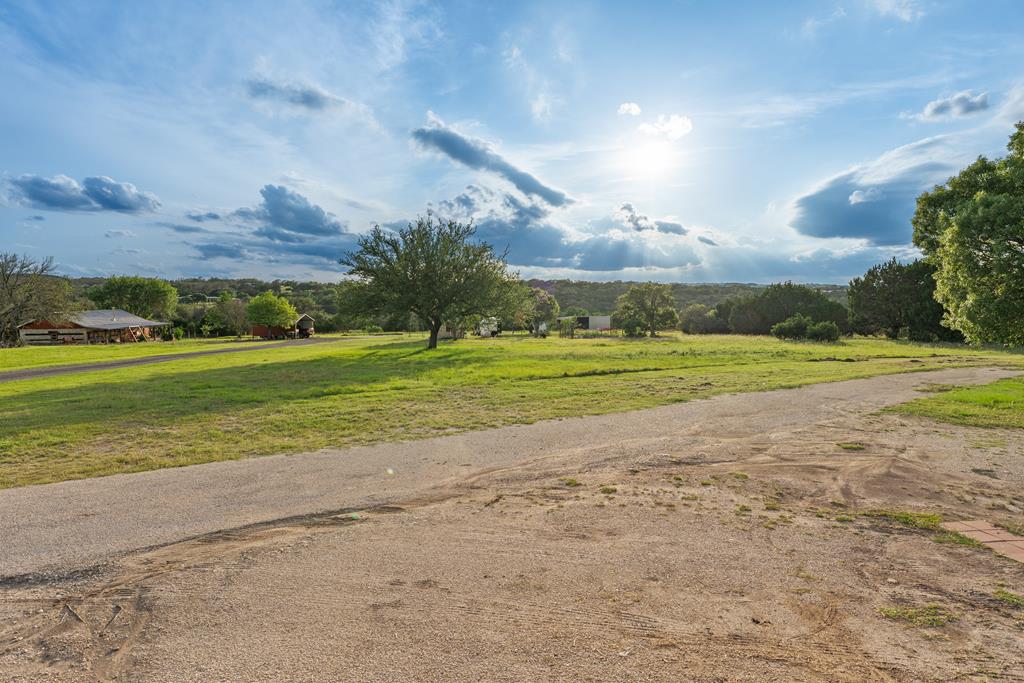 5996 Ranch Rd 1376 Property Photo