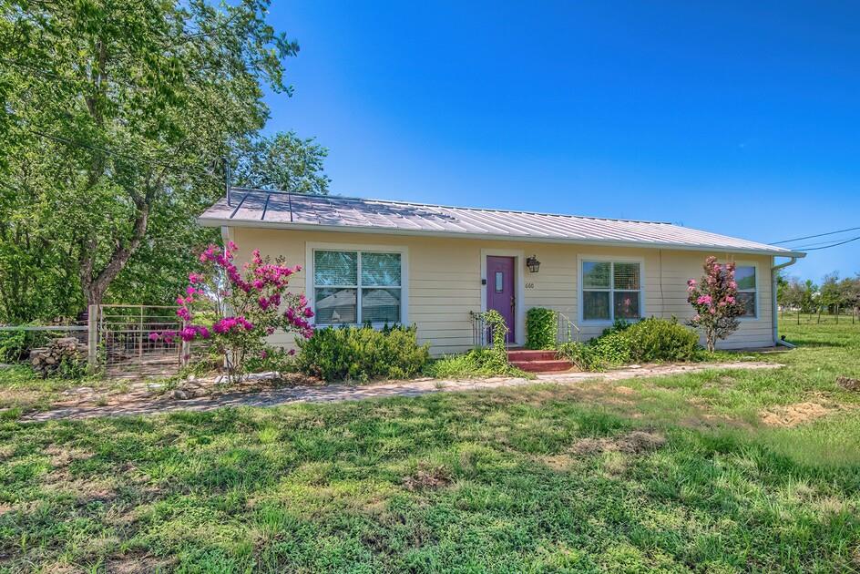 660 & 678 Ranch Rd 1 Property Photo 1