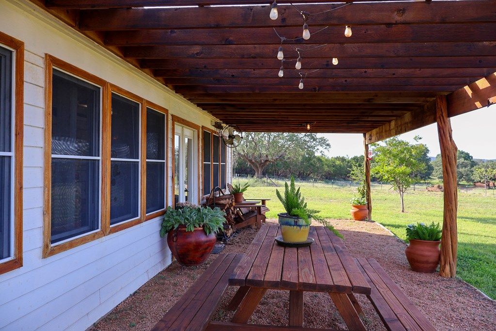 300 Private Road 626 Property Photo 42