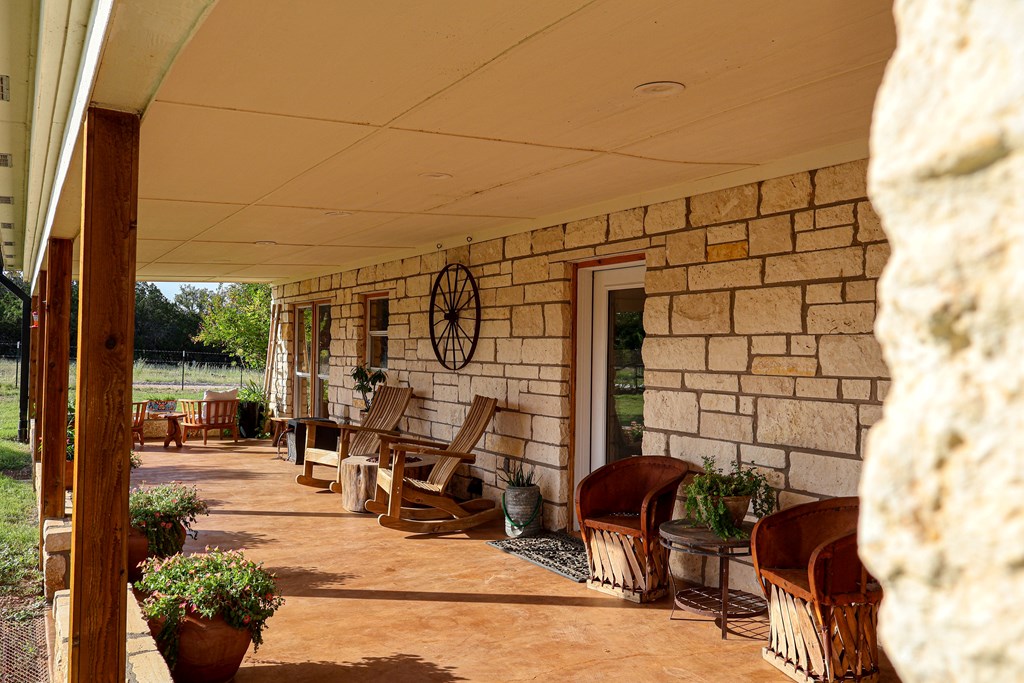 300 Private Road 626 Property Photo 46