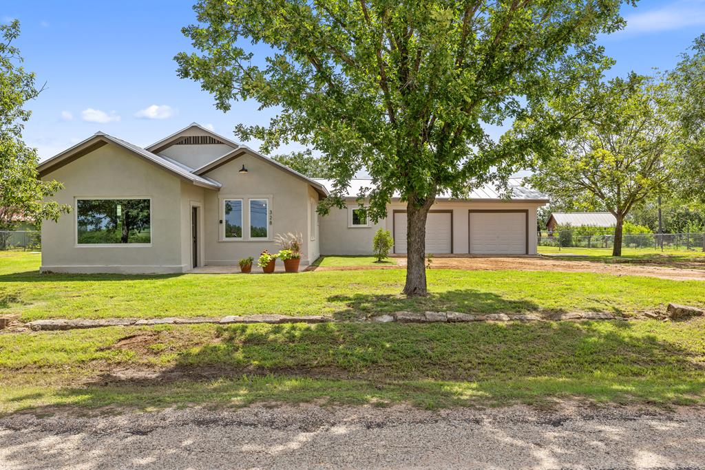 328 Loring St Property Photo 1