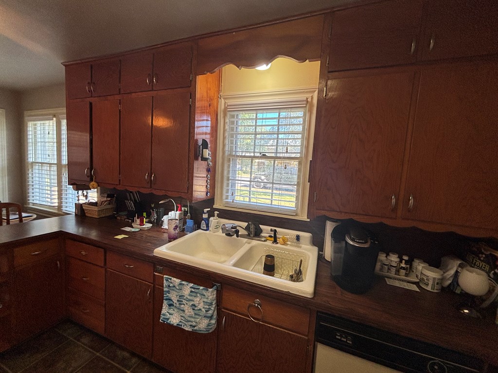 603 Fulton St Property Photo 7
