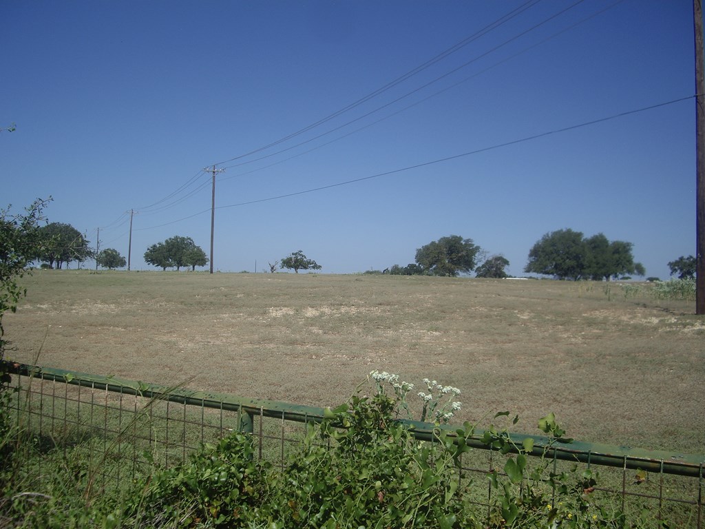 0000 W Us Hwy 290 Property Photo 3