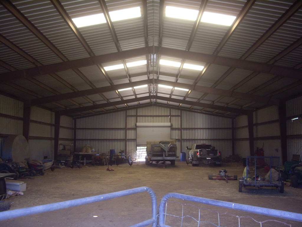 0000 W Us Hwy 290 Property Photo 12