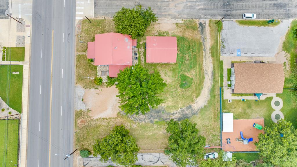1600 Ford St Property Photo 33