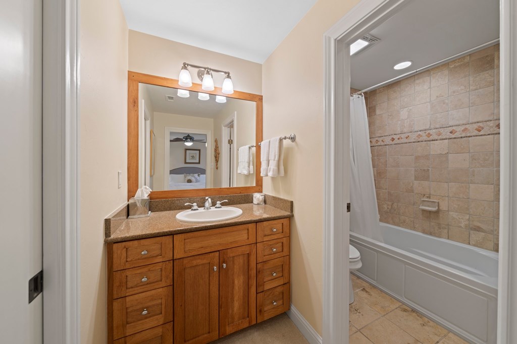 407 Spring Mill Dr. Property Photo 18