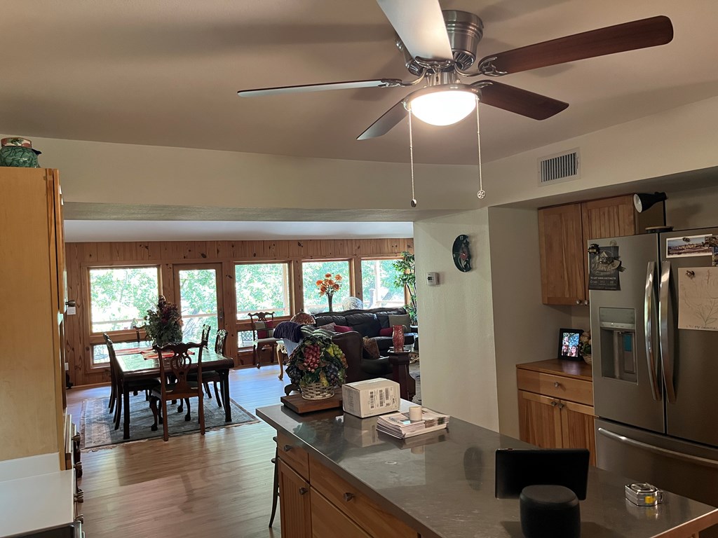 412 Field Rd Property Photo 19