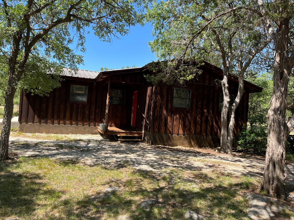 412 Field Rd Property Photo 22