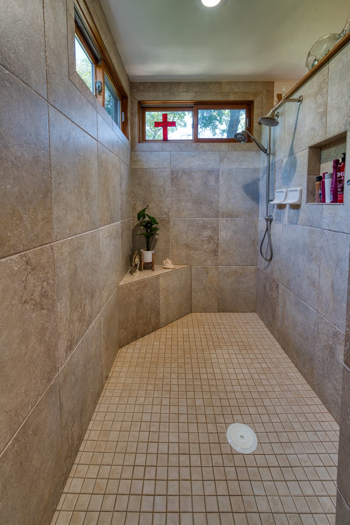 412 Field Rd Property Photo 27