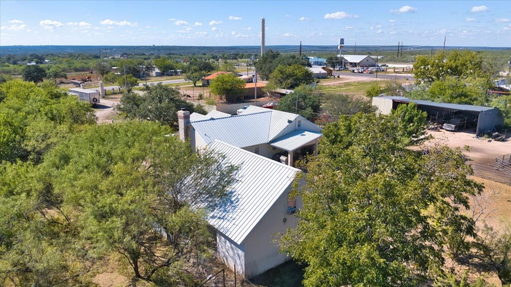 96 E Hwy 190 Property Photo 19