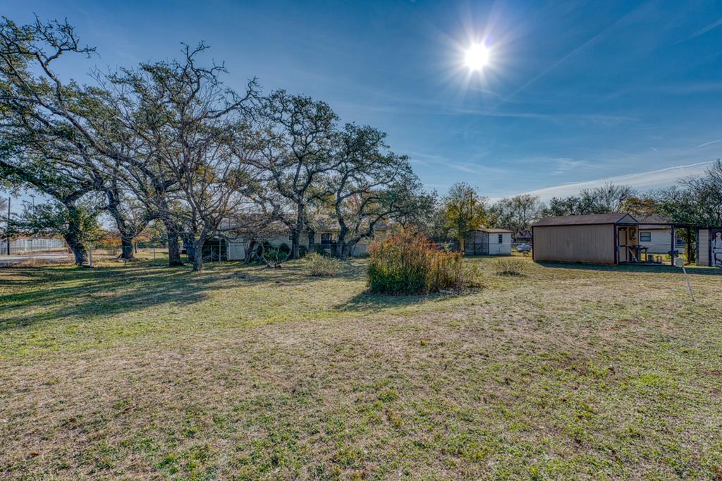 605 W Ash Dr Property Photo 11