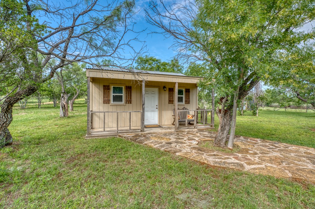948 County Rd 314 Property Photo 17