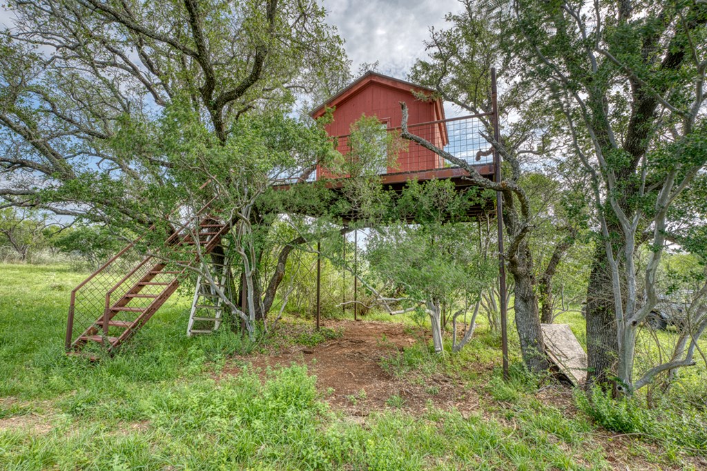 948 County Rd 314 Property Photo 19