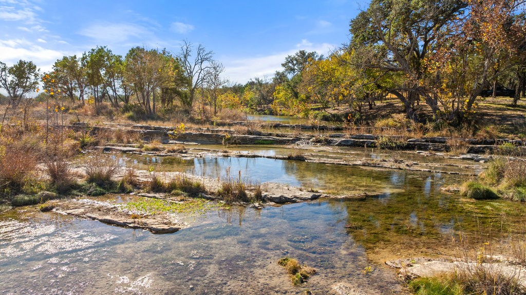 1594 Ranch Rd 1320 Property Photo 5