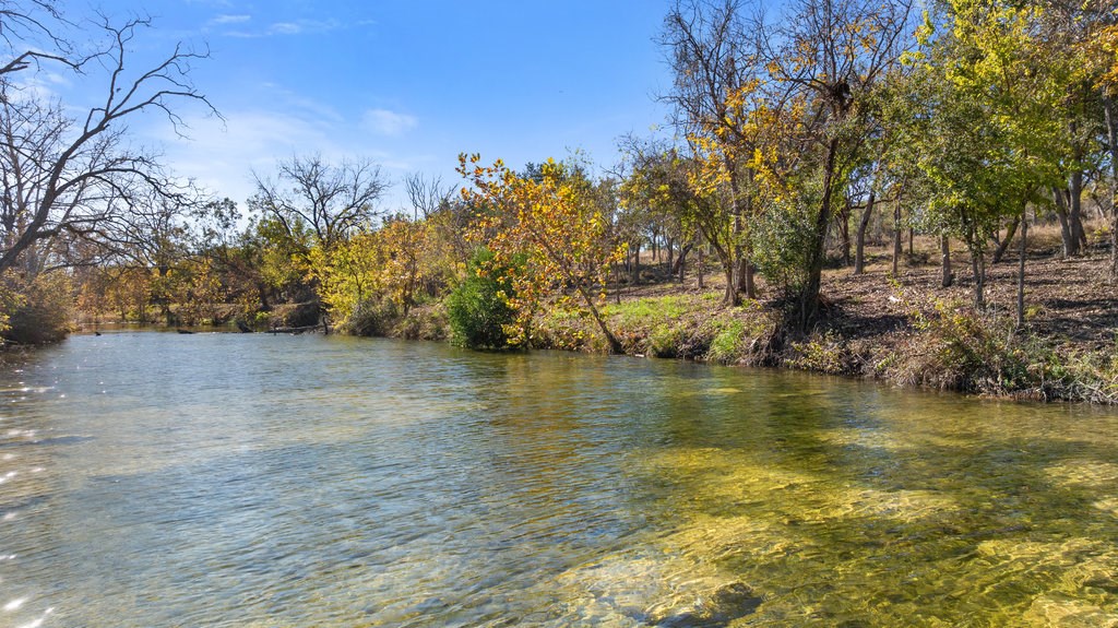 1594 Ranch Rd 1320 Property Photo 6