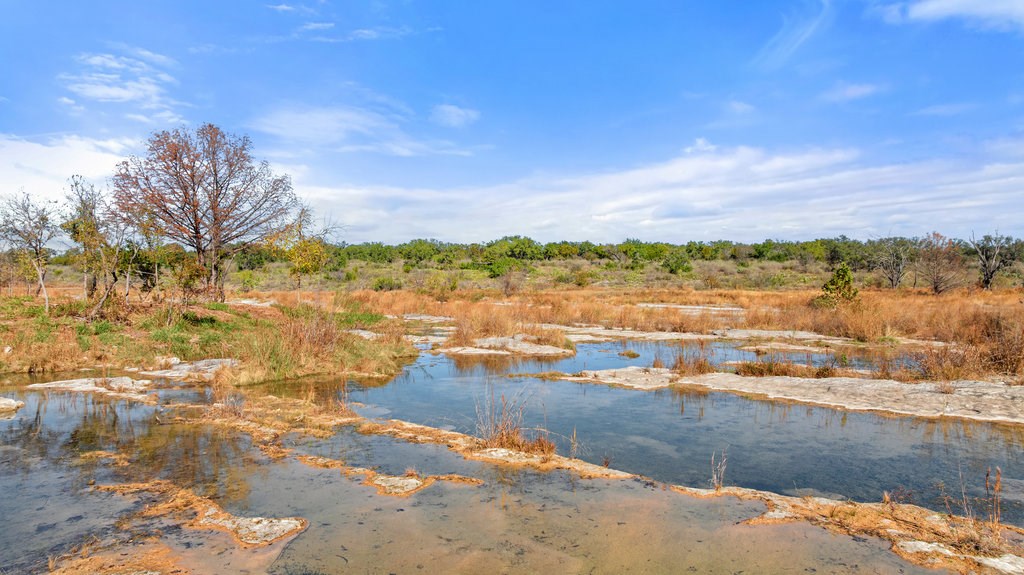 1594 Ranch Rd 1320 Property Photo 8