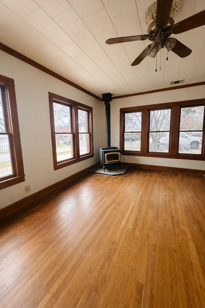 206 E Sandstone Property Photo 13
