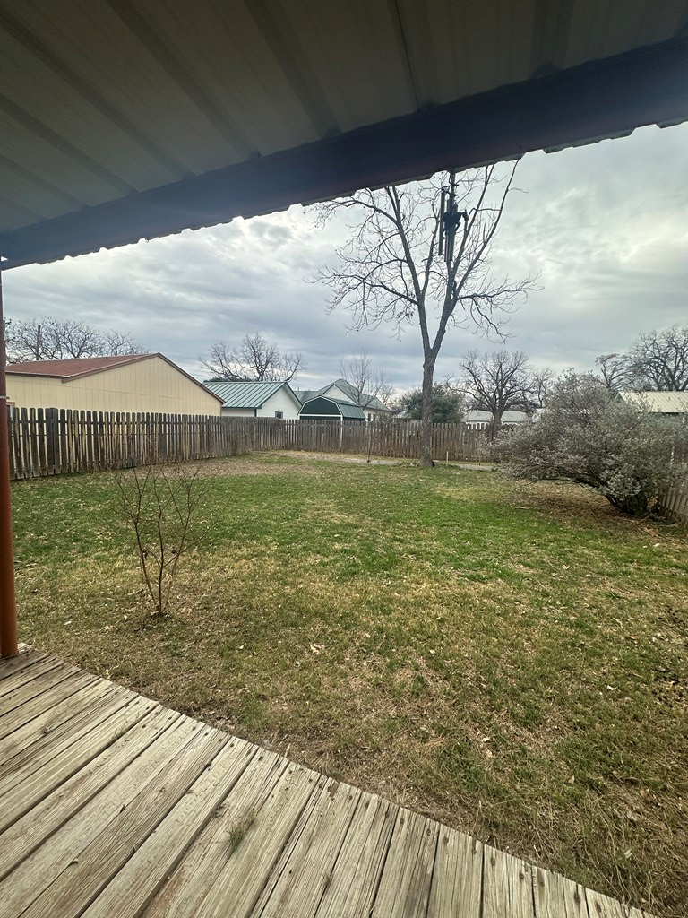 206 E Sandstone Property Photo 19