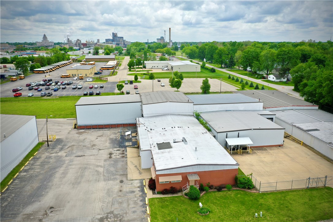 2015 E Olive Street Property Photo 3