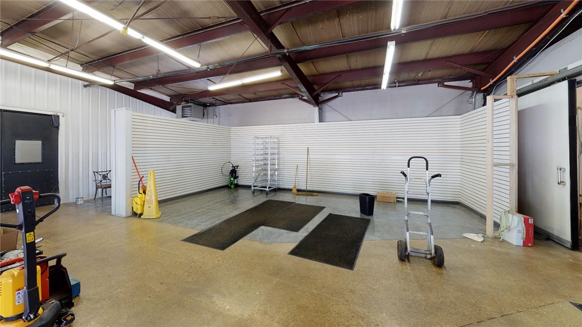 2015 E Olive Street Property Photo 10