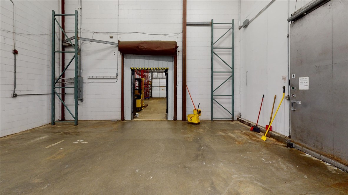 2015 E Olive Street Property Photo 21