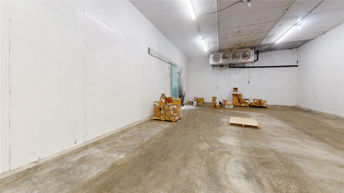 2015 E Olive Street Property Photo 25