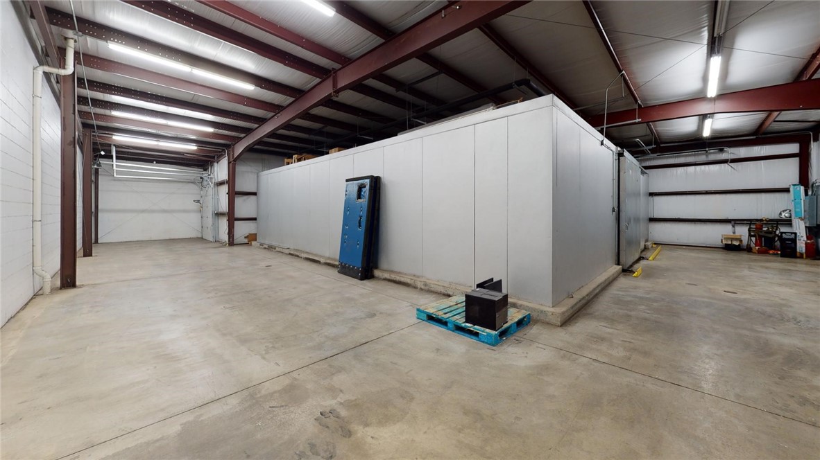 2015 E Olive Street Property Photo 39