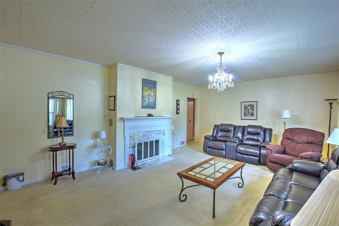 3319 Oakwood Avenue Property Photo 5