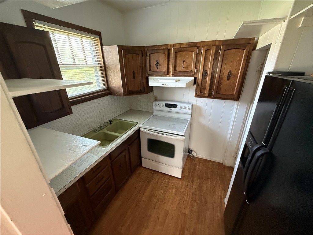 508 S Webster Street Property Photo 5