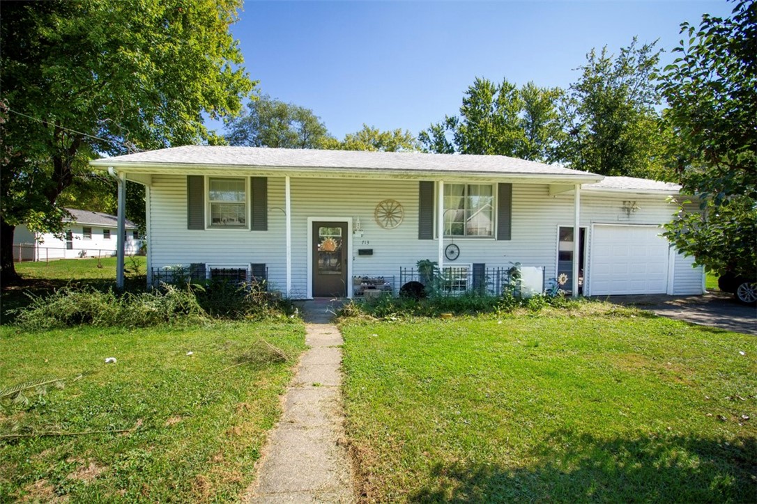 713 S 10th Street Property Photo