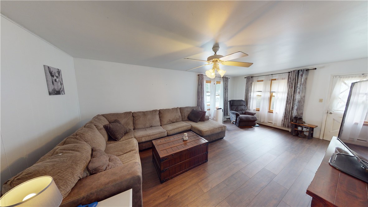 104 Lakeside Drive Property Photo 12