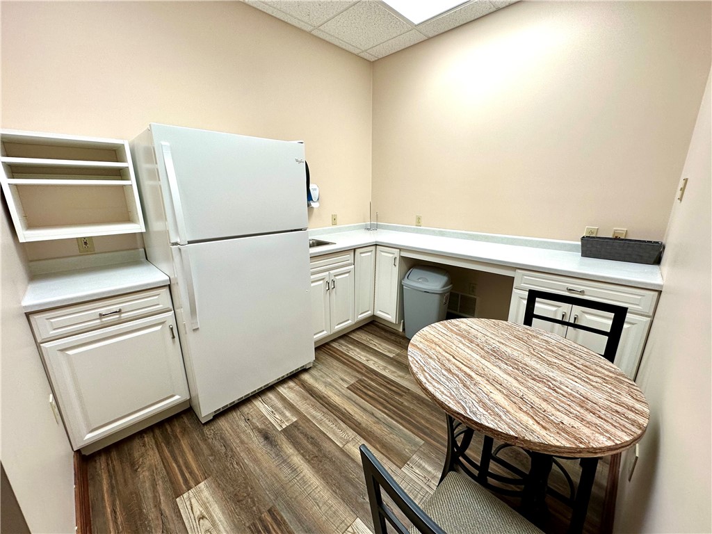 921 Lake Land Boulevard Property Photo 17