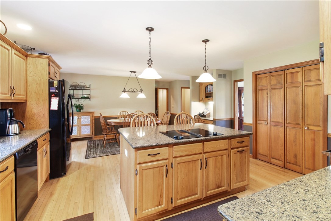 14 Pear Tree Court Property Photo 6