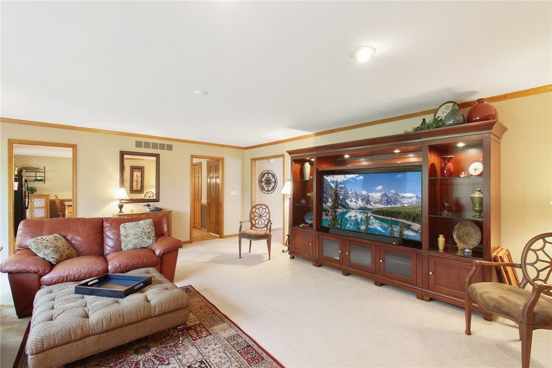 14 Pear Tree Court Property Photo 10