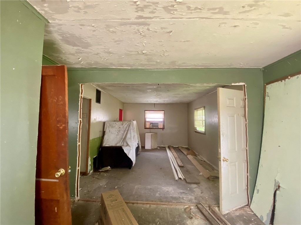 1637 Division Street Property Photo 5