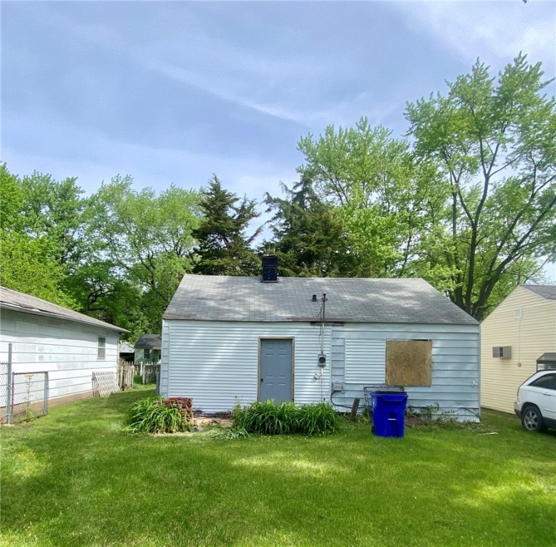 1637 Division Street Property Photo 11