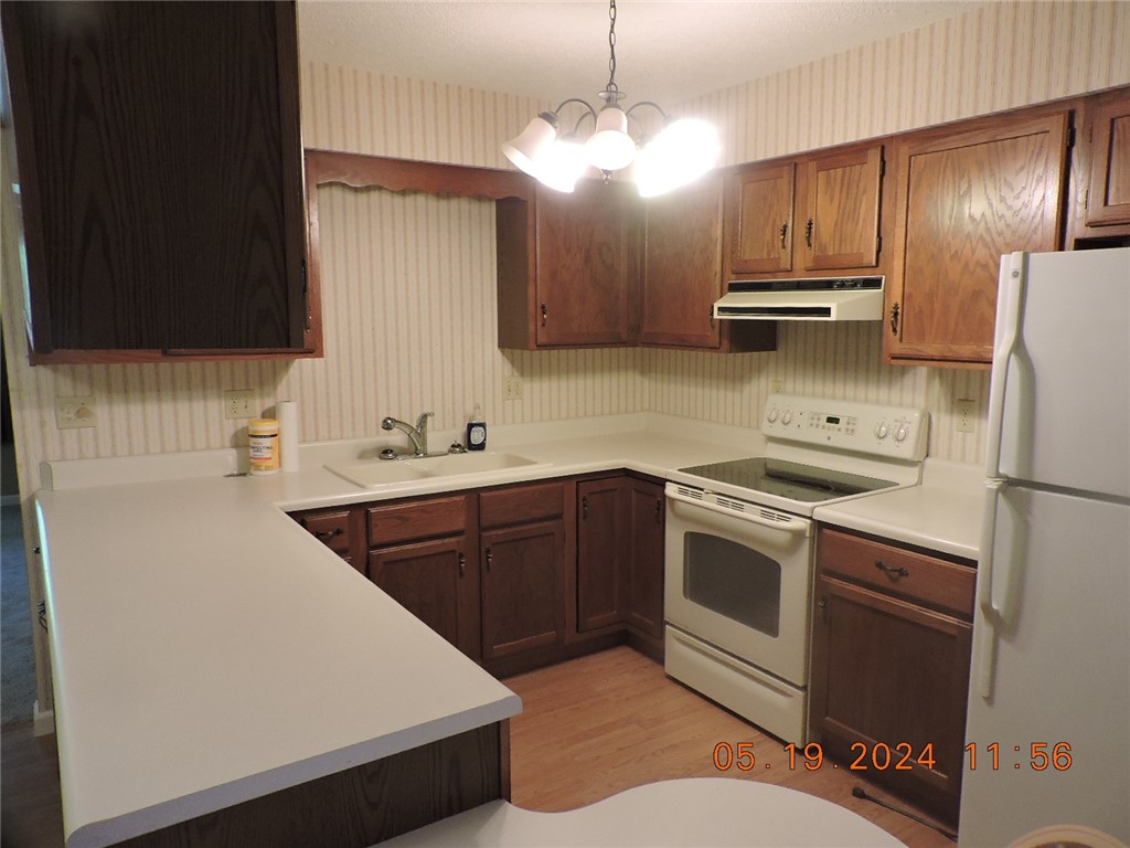 1607 N Adams Street Property Photo 3