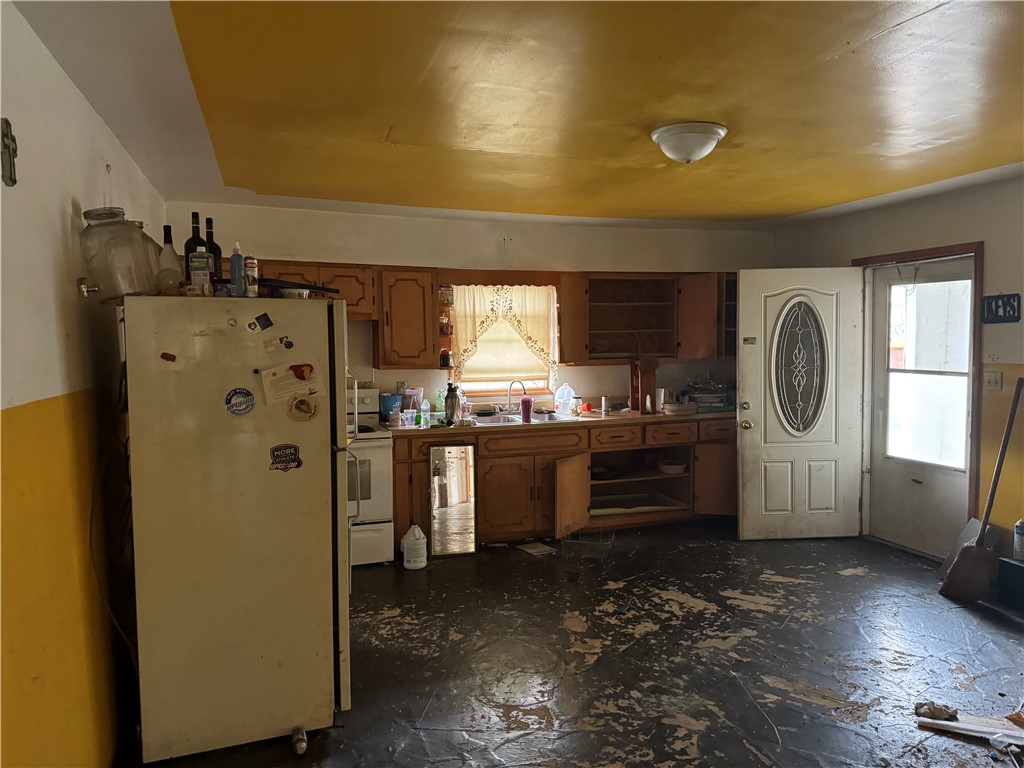 130 N Center Street Property Photo 3