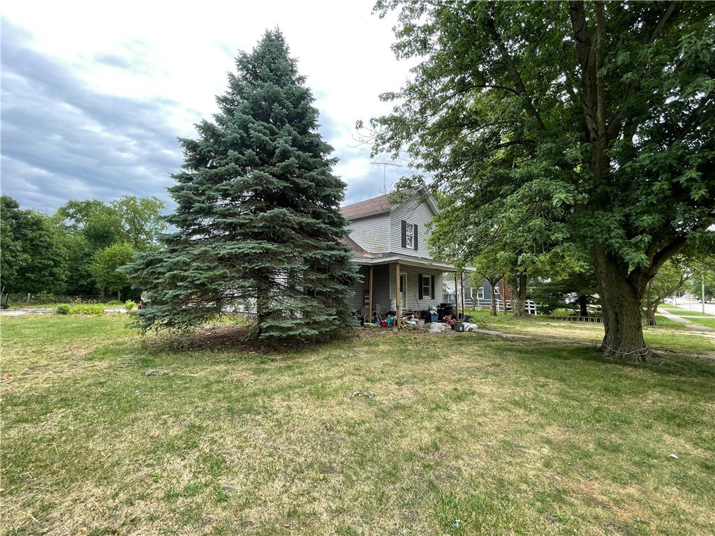 319 Main Street Property Photo 2