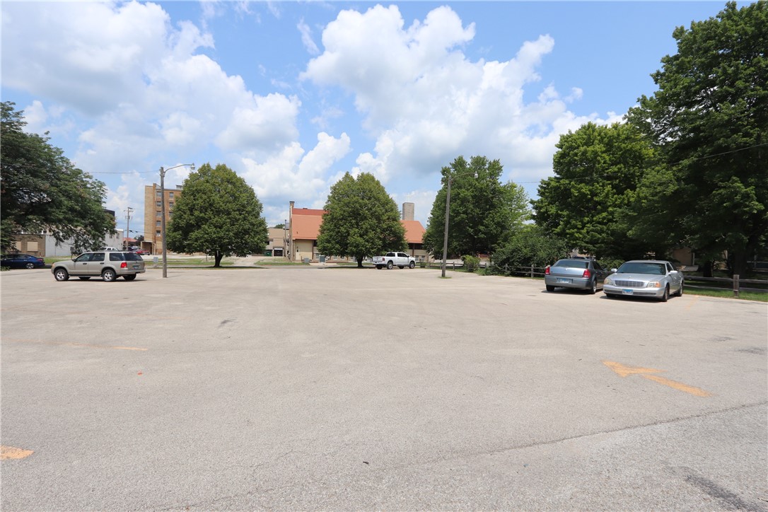 1600 Wabash Avenue Property Photo 3