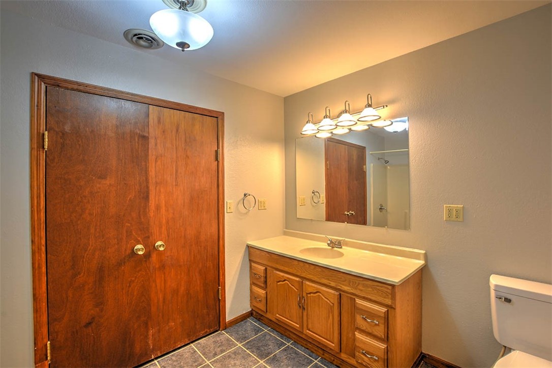 5940 Hibbard Road Property Photo 24
