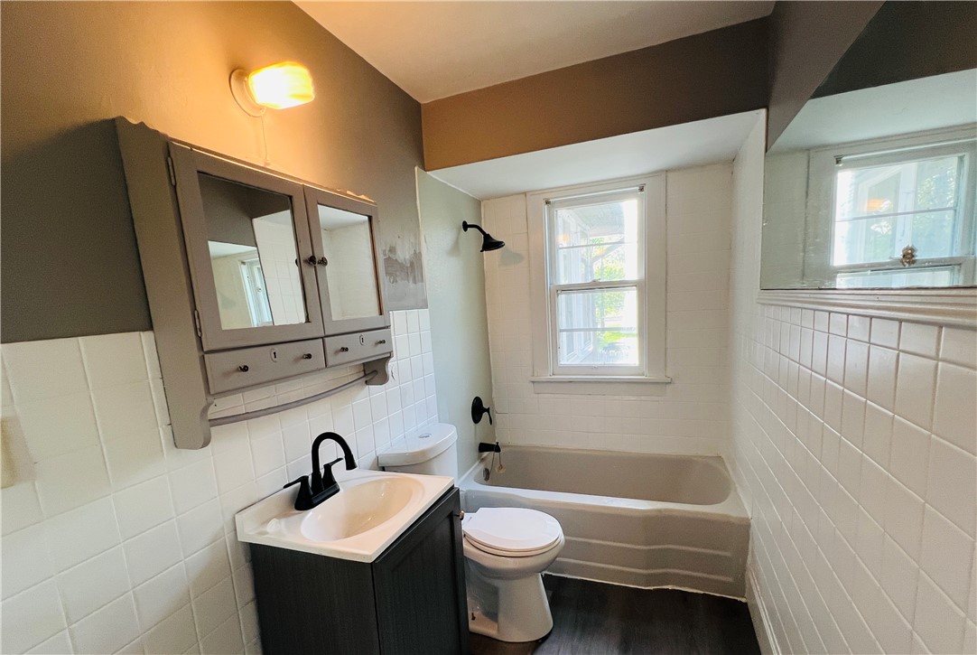 437 Powers Lane Property Photo 14